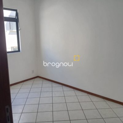 Apartamento com 71m², 2 quartos (sendo 1 suíte), 1 garagem, no bairro Abraão em Florianópolis