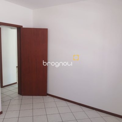 Apartamento com 71m², 2 quartos (sendo 1 suíte), 1 garagem, no bairro Abraão em Florianópolis