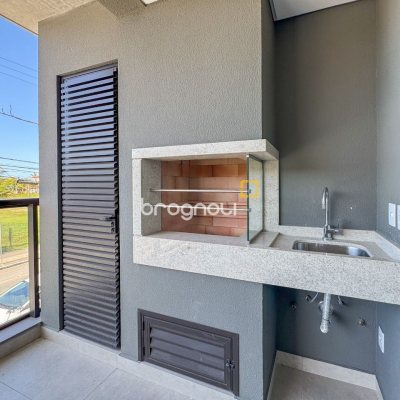 Apartamento com 148m², 3 quartos (sendo 3 suítes), 2 garagens, no bairro Jurerê em Florianópolis