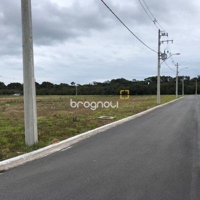 Terreno com 450m², no bairro Ingleses em Florianópolis