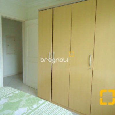Casa com 380m², 5 quartos (sendo 2 suítes), 2 garagens, no bairro Jurerê em Florianópolis
