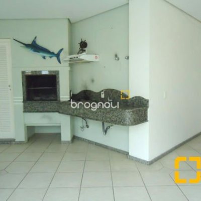 Casa com 380m², 5 quartos (sendo 2 suítes), 2 garagens, no bairro Jurerê em Florianópolis