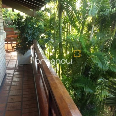 Casa com 942m², 5 quartos (sendo 5 suítes), 3 garagens, no bairro Jurerê Internacional em Florianópolis