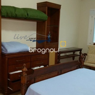 Casa com 1290m², 8 quartos (sendo 6 suítes), 8 garagens, no bairro Jurerê Internacional em Florianópolis