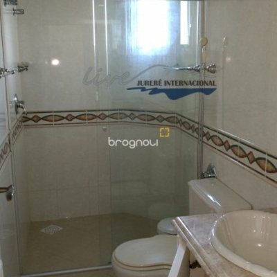 Casa com 1290m², 8 quartos (sendo 6 suítes), 8 garagens, no bairro Jurerê Internacional em Florianópolis