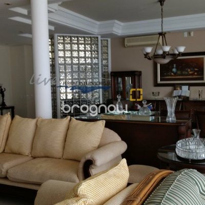 Casa com 1290m², 8 quartos (sendo 6 suítes), 8 garagens, no bairro Jurerê Internacional em Florianópolis