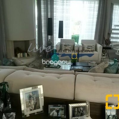 Casa com 665m², 5 quartos (sendo 2 suítes), 2 garagens, no bairro Jurerê Internacional em Florianópolis
