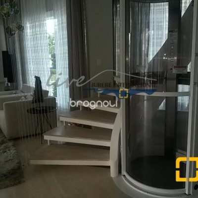 Casa com 665m², 5 quartos (sendo 2 suítes), 2 garagens, no bairro Jurerê Internacional em Florianópolis
