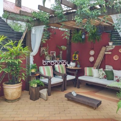 Casa com 280m², 4 quartos (sendo 2 suítes), 2 garagens, no bairro Jurerê Internacional em Florianópolis