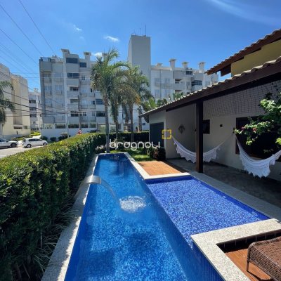 Casa com 3000m², 3 quartos (sendo 3 suítes), 2 garagens, no bairro Jurerê Internacional em Florianópolis