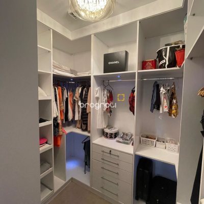 Casa com 3000m², 3 quartos (sendo 3 suítes), 2 garagens, no bairro Jurerê Internacional em Florianópolis