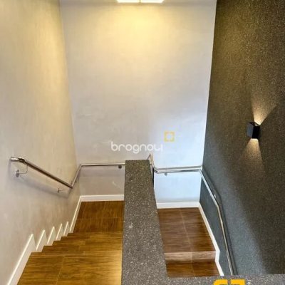 Casa com 320m², 3 quartos (sendo 2 suítes), 3 garagens, no bairro Jurerê Internacional em Florianópolis