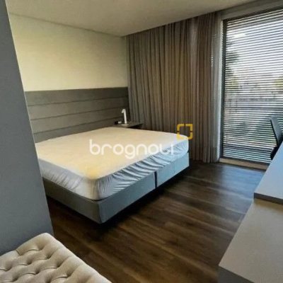 Casa com 433m², 5 quartos (sendo 5 suítes), 4 garagens, no bairro Jurerê Internacional em Florianópolis