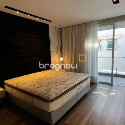 Casa com 433m², 5 quartos (sendo 5 suítes), 4 garagens, no bairro Jurerê Internacional em Florianópolis