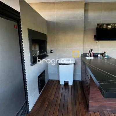 Casa com 433m², 5 quartos (sendo 5 suítes), 4 garagens, no bairro Jurerê Internacional em Florianópolis