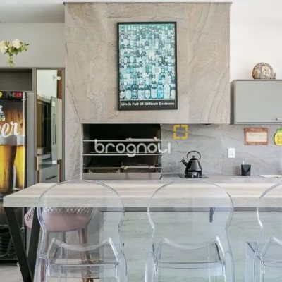 Casa com 460m², 5 quartos (sendo 5 suítes), 2 garagens, no bairro Jurerê Internacional em Florianópolis