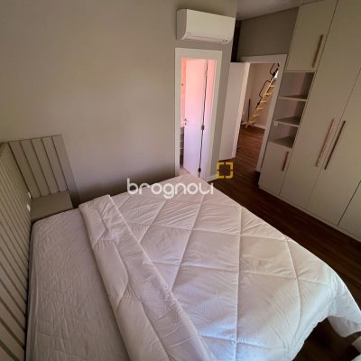 Casa com 400m², 4 quartos (sendo 4 suítes), 4 garagens, no bairro Jurerê Internacional em Florianópolis