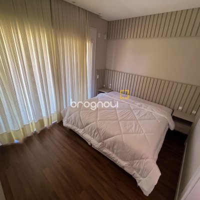 Casa com 400m², 4 quartos (sendo 4 suítes), 4 garagens, no bairro Jurerê Internacional em Florianópolis