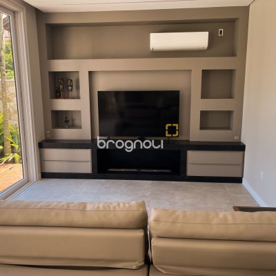 Casa com 400m², 4 quartos (sendo 4 suítes), 4 garagens, no bairro Jurerê Internacional em Florianópolis