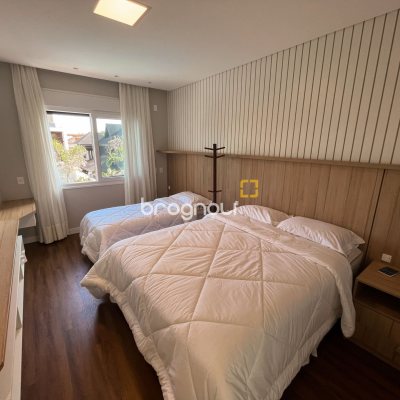 Casa com 400m², 4 quartos (sendo 4 suítes), 4 garagens, no bairro Jurerê Internacional em Florianópolis