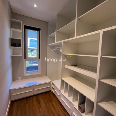 Casa com 400m², 4 quartos (sendo 4 suítes), 4 garagens, no bairro Jurerê Internacional em Florianópolis
