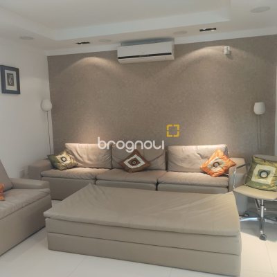 Casa com 995m², 9 quartos (sendo 8 suítes), 4 garagens, no bairro Jurerê Internacional em Florianópolis