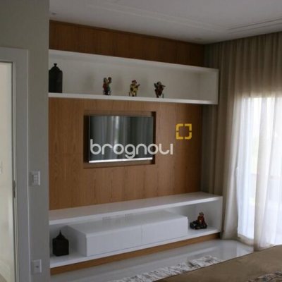 Casa com 758m², 5 quartos (sendo 5 suítes), 5 garagens, no bairro Jurerê Internacional em Florianópolis