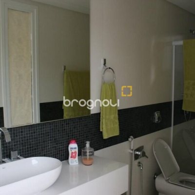 Casa com 758m², 5 quartos (sendo 5 suítes), 5 garagens, no bairro Jurerê Internacional em Florianópolis
