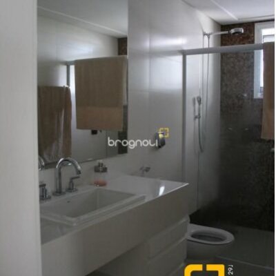 Casa com 758m², 5 quartos (sendo 5 suítes), 5 garagens, no bairro Jurerê Internacional em Florianópolis