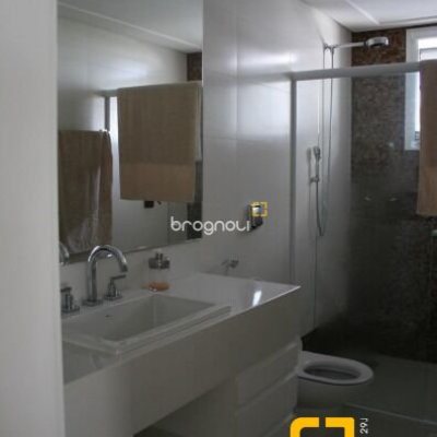 Casa com 758m², 5 quartos (sendo 5 suítes), 5 garagens, no bairro Jurerê Internacional em Florianópolis