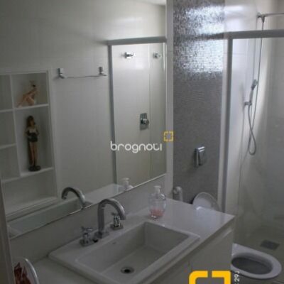 Casa com 758m², 5 quartos (sendo 5 suítes), 5 garagens, no bairro Jurerê Internacional em Florianópolis