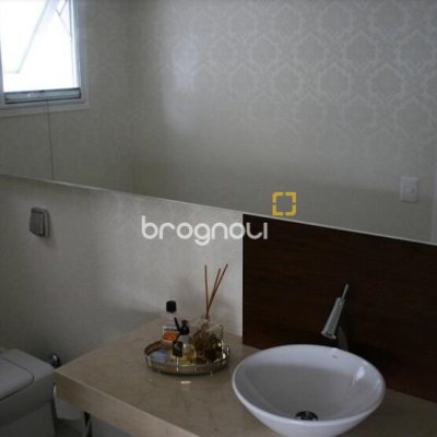 Casa com 758m², 5 quartos (sendo 5 suítes), 5 garagens, no bairro Jurerê Internacional em Florianópolis