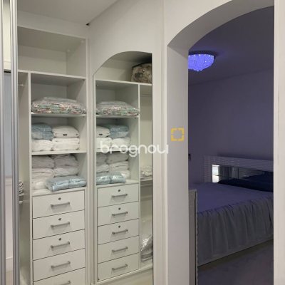 Casa com 739m², 4 quartos (sendo 4 suítes), 4 garagens, no bairro Jurerê Internacional em Florianópolis