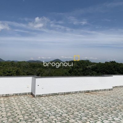 Casa com 739m², 4 quartos (sendo 4 suítes), 4 garagens, no bairro Jurerê Internacional em Florianópolis