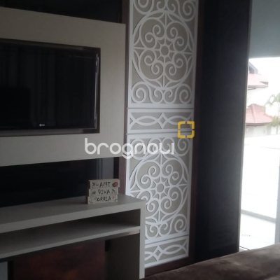 Casa com 421m², 4 quartos (sendo 4 suítes), 4 garagens, no bairro Jurerê em Florianópolis