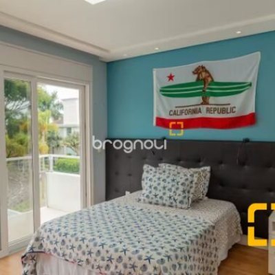 Casa com 650m², 7 quartos (sendo 6 suítes), 5 garagens, no bairro Jurerê Internacional em Florianópolis
