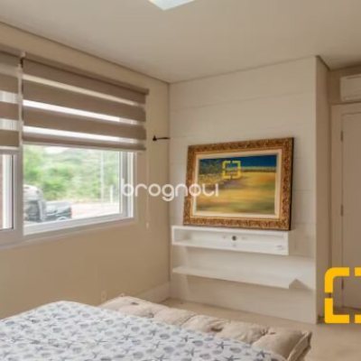 Casa com 650m², 7 quartos (sendo 6 suítes), 5 garagens, no bairro Jurerê Internacional em Florianópolis