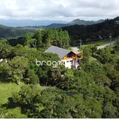 Casa com 200m², 3 quartos (sendo 2 suítes), 3 garagens, no bairro Rancho Queimado em Rancho Queimado