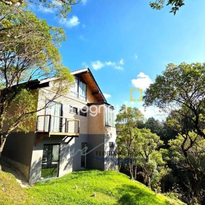 Casa com 200m², 3 quartos (sendo 2 suítes), 3 garagens, no bairro Rancho Queimado em Rancho Queimado