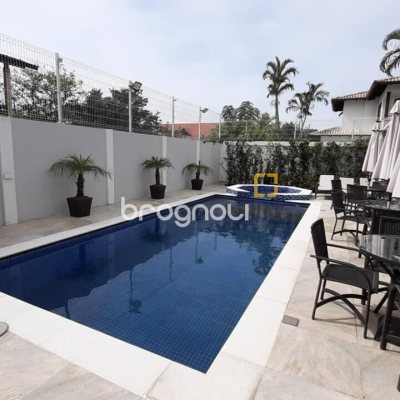 Casa com 500m², 6 quartos (sendo 6 suítes), 3 garagens, no bairro Jurerê Internacional em Florianópolis