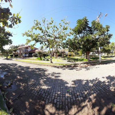 Casa com 600m², 5 quartos (sendo 5 suítes), 6 garagens, no bairro Jurerê em Florianópolis
