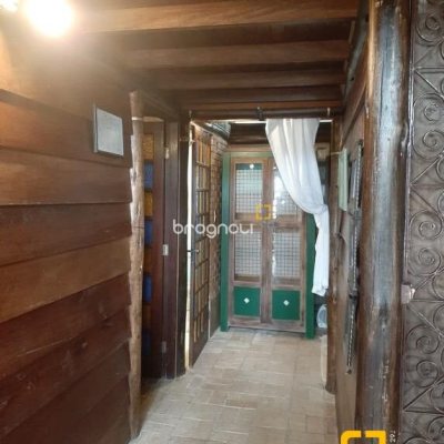 Pousada / Hotel com 213m², 6 quartos (sendo 1 suíte), no bairro Jurerê Internacional em Florianópolis