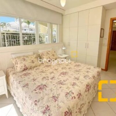 Apartamento com 234m², 4 quartos (sendo 4 suítes), 2 garagens, no bairro Jurerê Internacional em Florianópolis
