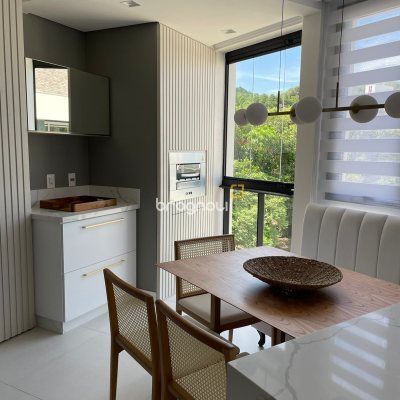 Apartamento com 62m², 1 quarto, 1 garagem, no bairro Jurerê Internacional em Florianópolis