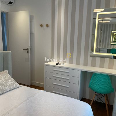 Apartamento com 62m², 1 quarto, 1 garagem, no bairro Jurerê Internacional em Florianópolis