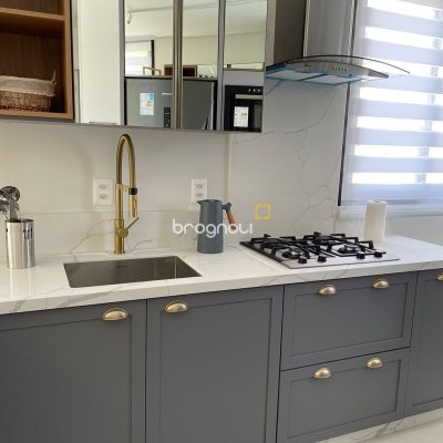 Apartamento com 62m², 1 quarto, 1 garagem, no bairro Jurerê Internacional em Florianópolis