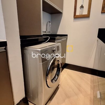 Apartamento com 125m², 2 quartos (sendo 1 suíte), 2 garagens, no bairro Jurerê Internacional em Florianópolis