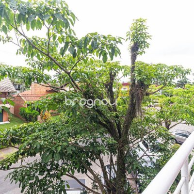 Apartamento com 146m², 3 quartos (sendo 2 suítes), 1 garagem, no bairro Jurerê Internacional em Florianópolis