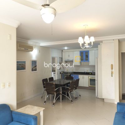 Apartamento com 122m², 3 quartos (sendo 2 suítes), 2 garagens, no bairro Jurerê Internacional em Florianópolis