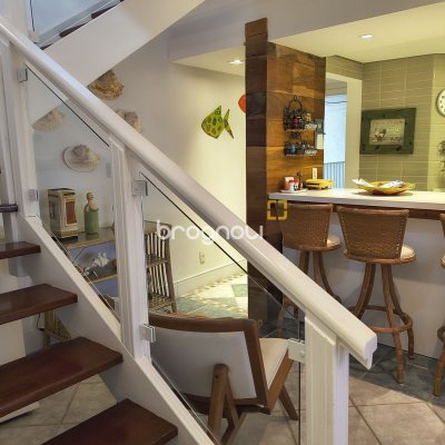 Apartamento com 186m², 4 quartos (sendo 1 suíte), 2 garagens, no bairro Jurerê Internacional em Florianópolis